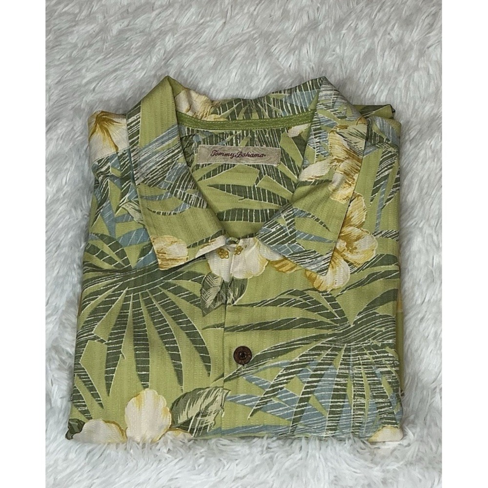 Tommy Bahama Men's 2xl Hawaiian Tropical Button Down ShortSleeve 100% Silk Shirt